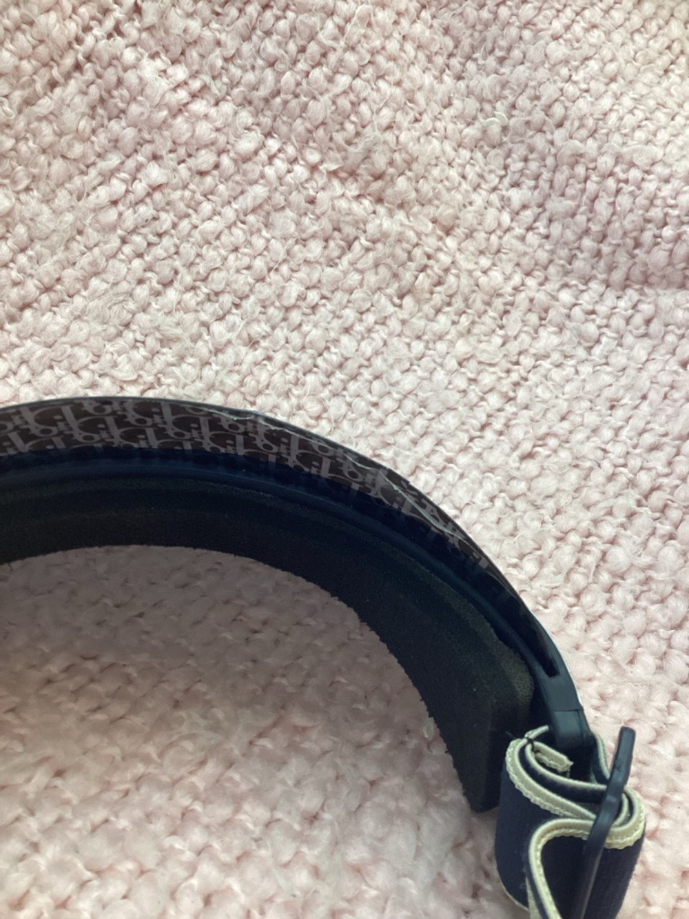 Christian Dior Monogram Visor in Metallic Silver and Navy - Picture 7 of 12